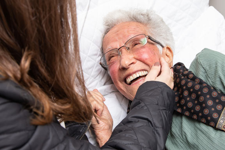 Melhorar a Qualidade de Vida de Idosos com Dor Crônica